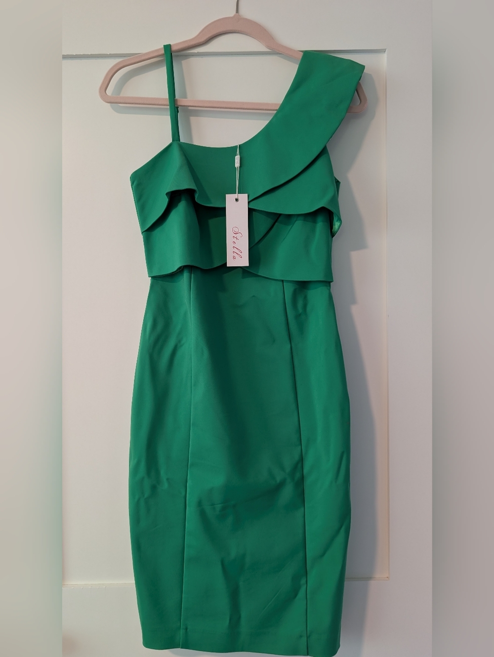 Stella One-Shoulder Ruffle Green Sheath Dress